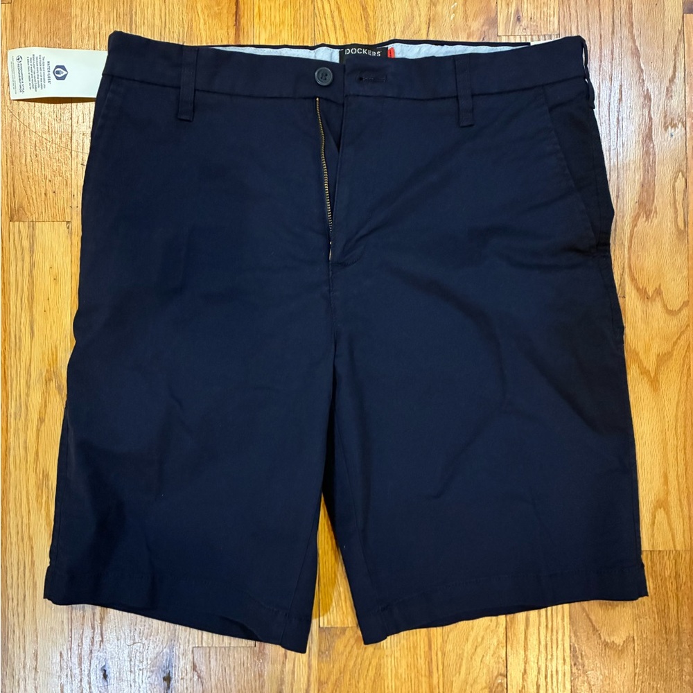 NEW WITH TAGS Men's Docker Navy Shorts